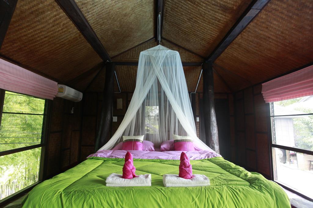 Banyen Villa Ban San Sai Quarto foto